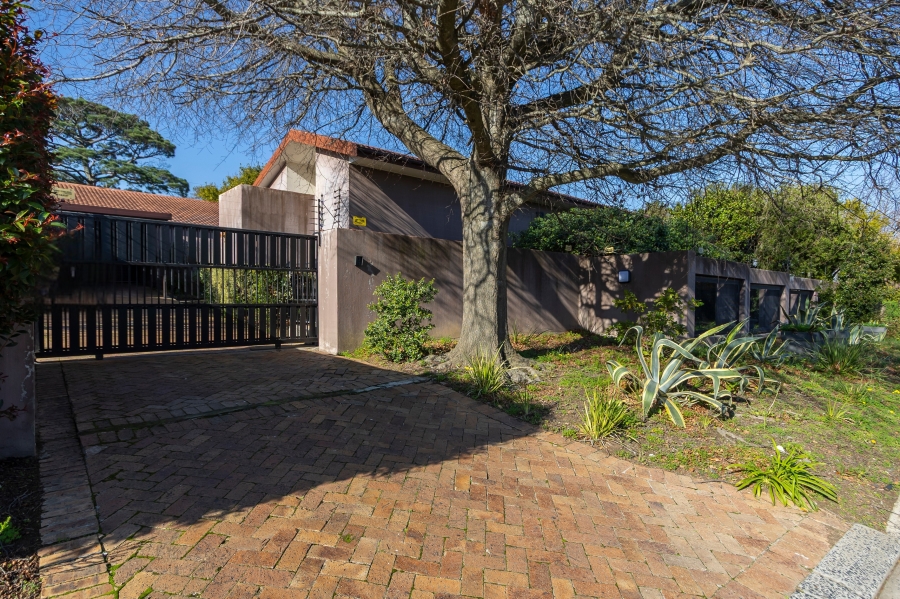 2 Bedroom Property for Sale in Helena Heights Western Cape